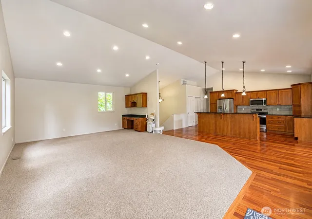 Photo 2 of Single family home for sale at 936 Stephenson Dr, Montesano, WA 98563 | MLS# NWM2572616 | Listing updated on 2026-09-29