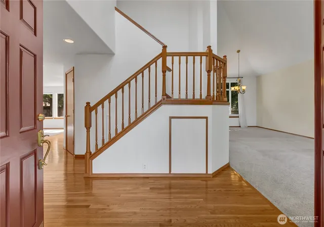 Photo 3 of Sale Pending at 1925 19Th St Se, Puyallup, WA 98372 | MLS# NWM2572622 | Listing updated on 2026-09-20