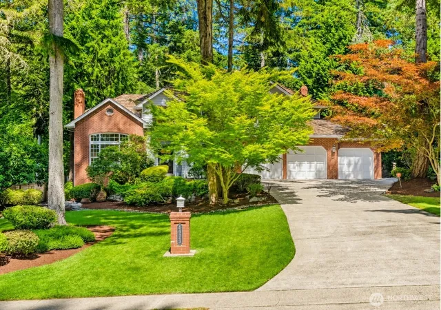 Photo 2 of Single family home for sale at 4923 Canterwood Dr Nw, Gig Harbor, WA 98332 | MLS# NWM2572628 | Listing updated on 2026-10-09