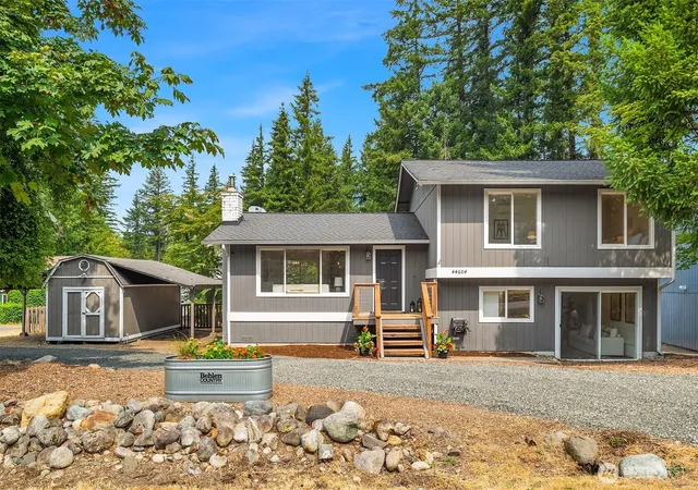 Photo 2 of Sale Pending at 44604 Se 145th St, North Bend, WA 98045 | MLS# NWM2572668 | Listing updated on 2026-09-20