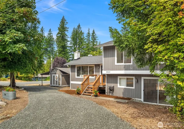 Photo 3 of Sale Pending at 44604 Se 145th St, North Bend, WA 98045 | MLS# NWM2572668 | Listing updated on 2026-09-20