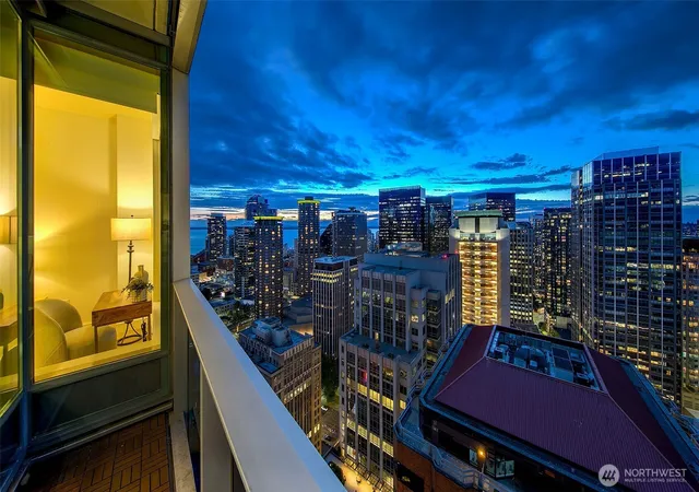 Photo 2 of Condo for sale at 737 Olive Way #3101, Seattle, WA 98101 | MLS# NWM2572672 | Listing updated on 2026-09-30