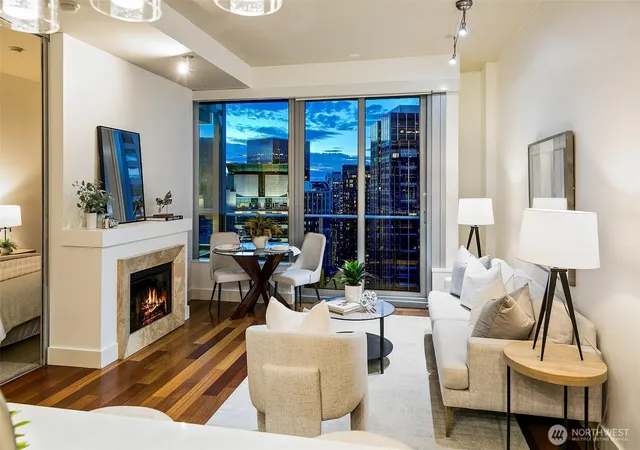 Photo 3 of Condo for sale at 737 Olive Way #3101, Seattle, WA 98101 | MLS# NWM2572672 | Listing updated on 2026-09-30