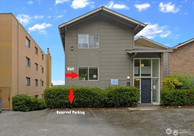 Photo 3 of Condo for sale at 3700 W 25Th Pl #201, Seattle, WA 98199 | MLS# NWM2572675 | Listing updated on 2026-09-25