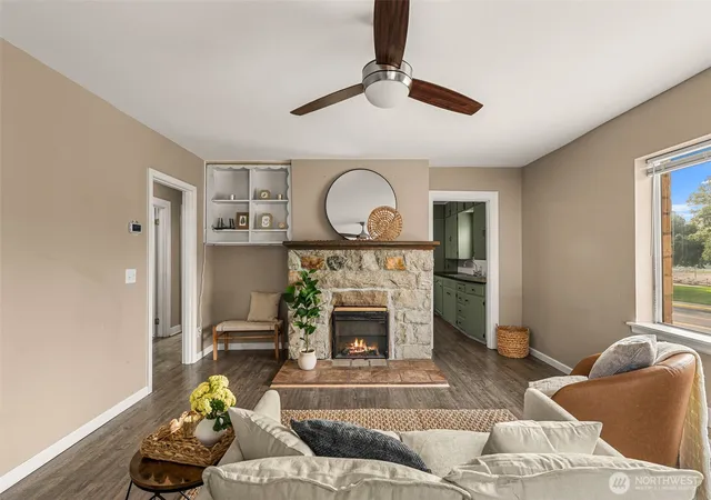 Photo 1 of Single family home for sale at 1357 Monitor St, Wenatchee, WA 98801 | MLS# NWM2572683 | Listing updated on 2026-09-26
