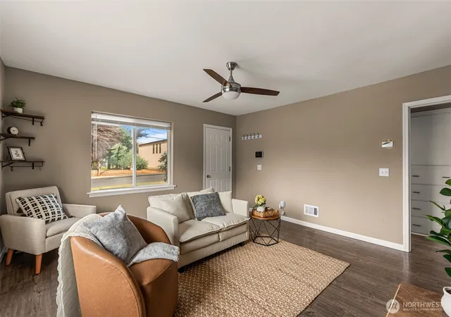 Photo 3 of Single family home for sale at 1357 Monitor St, Wenatchee, WA 98801 | MLS# NWM2572683 | Listing updated on 2026-09-26