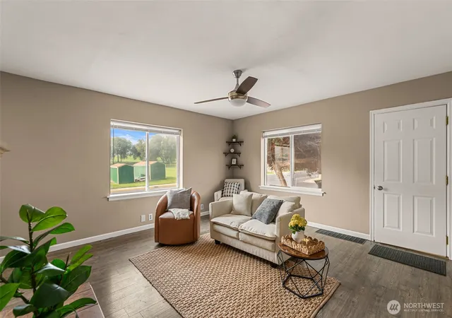 Photo 4 of Single family home for sale at 1357 Monitor St, Wenatchee, WA 98801 | MLS# NWM2572683 | Listing updated on 2026-09-26