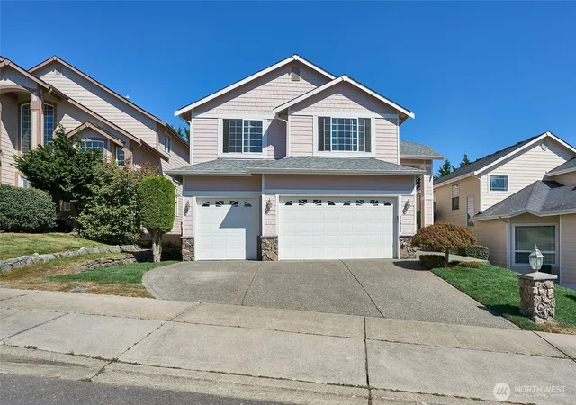 Photo 1 of Single family home for sale at 11912 Se 240th Pl, Kent, WA 98030 | MLS# NWM2572685 | Listing updated on 2026-09-28