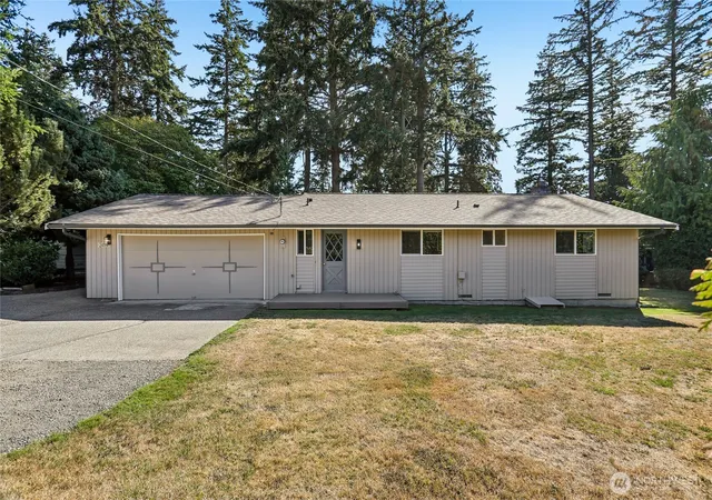 Photo 2 of Single family home for sale at 241 Mackenzie Dr, Camano Island, WA 98282 | MLS# NWM2572700 | Listing updated on 2026-09-22