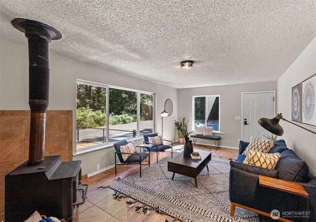 Photo 4 of Sale Pending at 4562 Se Burley Olalla Rd, Olalla, WA 98359 | MLS# NWM2572704 | Listing updated on 2026-09-26