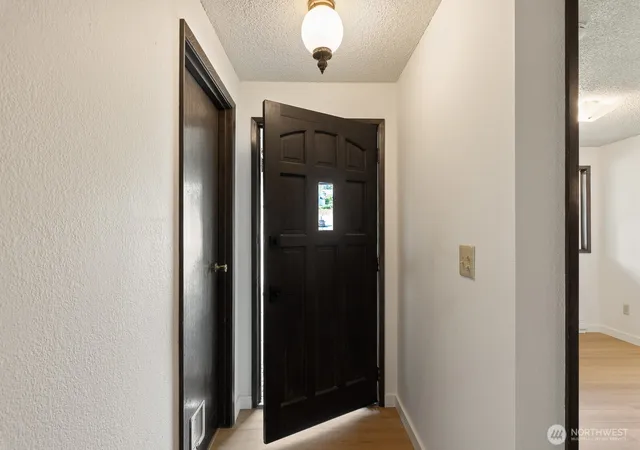 Photo 4 of Sale Pending at 3801 37Th Dr, Anacortes, WA 98221 | MLS# NWM2572706 | Listing updated on 2026-09-25