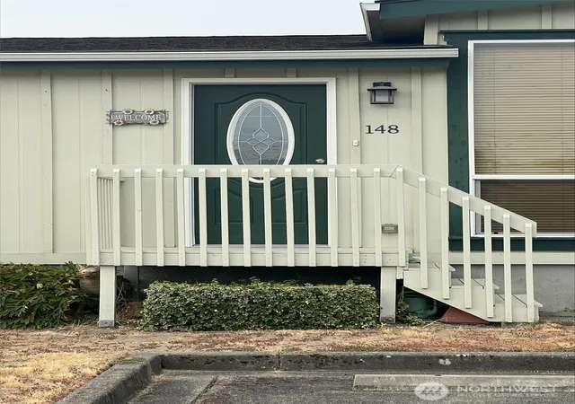 Photo 3 of Sale Pending at 3611 I St Ne #148, Auburn, WA 98002 | MLS# NWM2572708 | Listing updated on 2026-09-25