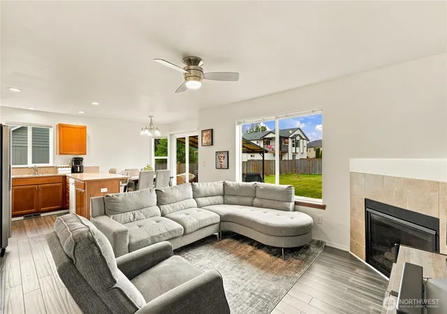 Photo 4 of Sale Pending at 11243 30th Street NE, Lake Stevens, WA 98258 | MLS# NWM2572714 | Listing updated on 2026-09-29