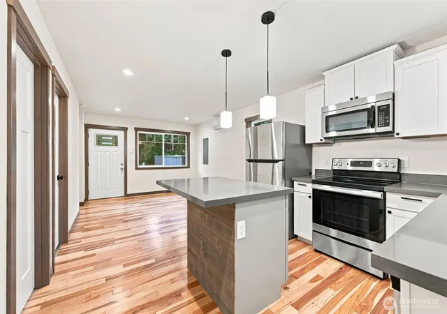 Photo 4 of Sale Pending at 4338 Herring St, Langley, WA 98260 | MLS# NWM2572728 | Listing updated on 2026-09-21