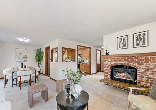 Photo 4 of Single family home for sale at 160 S 120Th St, Burien, WA 98168 | MLS# NWM2572738 | Listing updated on 2026-09-30
