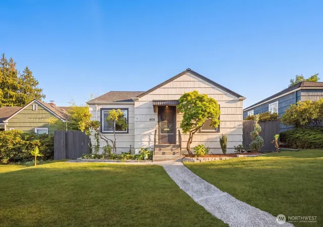 Photo 1 of Single family home for sale at 4106 N 15th St, Tacoma, WA 98406 | MLS# NWM2572758 | Listing updated on 2026-09-25