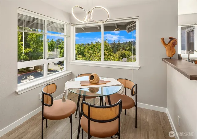 Photo 4 of Condo for sale at 3926 243Rd Pl Se #H-303, Bothell, WA 98021 | MLS# NWM2572766 | Listing updated on 2026-10-03