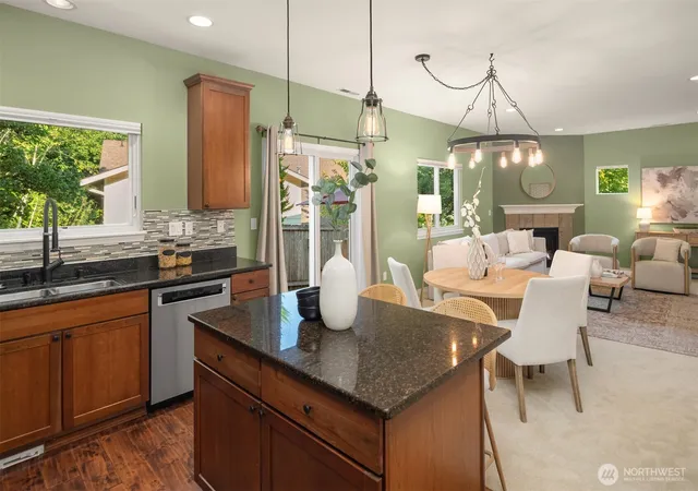 Photo 3 of Single family home for sale at 20233 Ne 124Th St, Bothell, WA 98011 | MLS# NWM2572773 | Listing updated on 2026-10-02