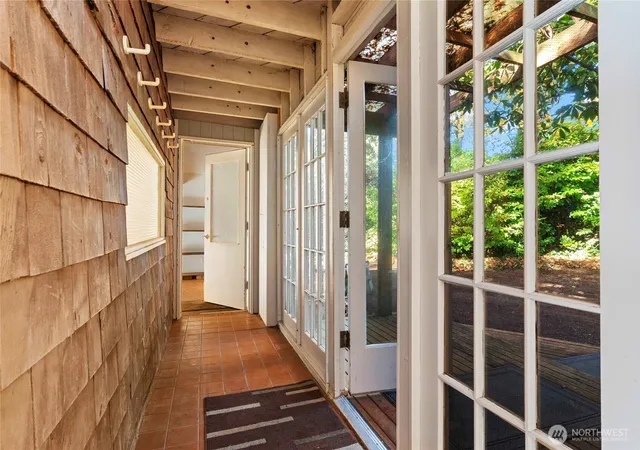 Photo 3 of Sale Pending at 12117 Se 26th St, Bellevue, WA 98005 | MLS# NWM2572776 | Listing updated on 2026-09-23