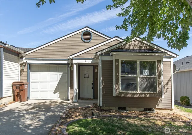 Photo 1 of Condo for sale at 105 Peach Tree Ln #1, Yakima, WA 98908 | MLS# NWM2572794 | Listing updated on 2026-09-22