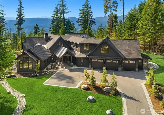 Photo 2 of Single family home for sale at 200 Red Sky Wy, Cle Elum, WA 98922 | MLS# NWM2572806 | Listing updated on 2026-09-25