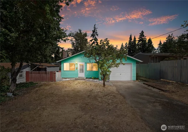 Single family home for sale at 9801 Kenwood Dr Sw, Lakewood, WA 98498 | MLS# NWM2572810 | Listing updated on 2026-10-08
