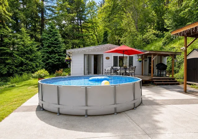 Photo 2 of Manufactured home for sale at 37337 2nd Ave Sw, Federal Way, WA 98023 | MLS# NWM2572819 | Listing updated on 2026-09-25