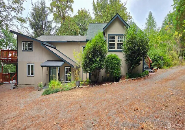Photo 1 of Single family home for sale at 890 W Wynwood Dr, Shelton, WA 98584 | MLS# NWM2572822 | Listing updated on 2026-10-01