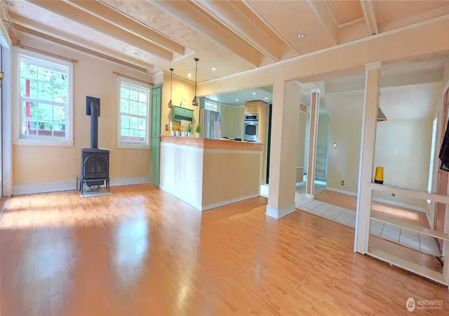 Photo 2 of Single family home for sale at 890 W Wynwood Dr, Shelton, WA 98584 | MLS# NWM2572822 | Listing updated on 2026-10-01