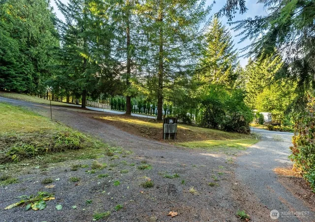 Photo 2 of Sale Pending at 123 Eufaula Hts Rd, Longview, WA 98632 | MLS# NWM2572832 | Listing updated on 2026-09-25