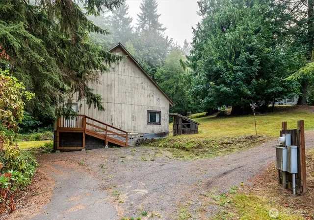 Photo 3 of Sale Pending at 123 Eufaula Hts Rd, Longview, WA 98632 | MLS# NWM2572832 | Listing updated on 2026-09-25