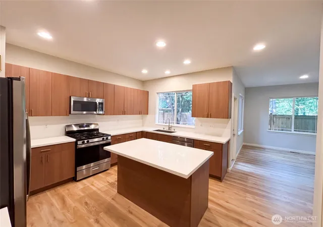 Photo 2 of Condo for sale at 10769 221st Ln Ne #18, Redmond, WA 98053 | MLS# NWM2572849 | Listing updated on 2026-09-25
