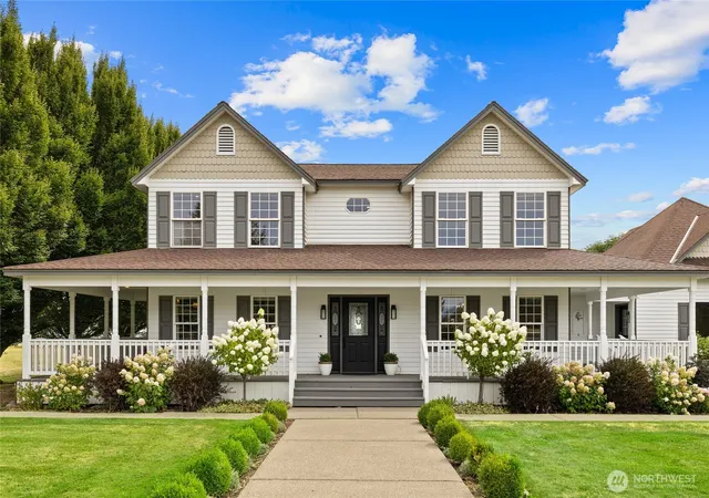 Photo 4 of Single family home for sale at 1800 Strande, Ellensburg, WA 98926 | MLS# NWM2572852 | Listing updated on 2026-09-25