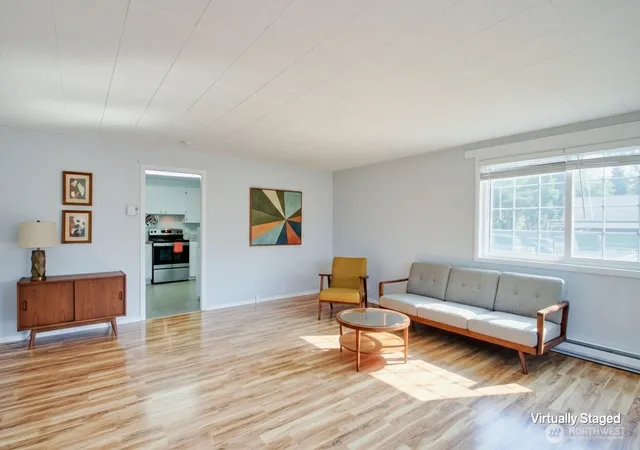 Photo 4 of Sale Pending at 317 E Burke Ave, Arlington, WA 98223 | MLS# NWM2572858 | Listing updated on 2026-09-25