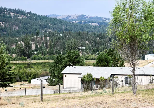 Photo 1 of Single family home for sale at 44 Curlew Dr, Republic, WA 99166 | MLS# NWM2572886 | Listing updated on 2026-09-25