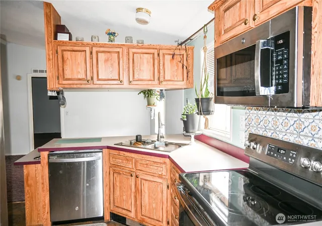 Photo 2 of Single family home for sale at 44 Curlew Dr, Republic, WA 99166 | MLS# NWM2572886 | Listing updated on 2026-09-25