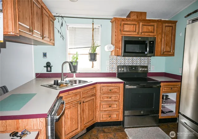 Photo 3 of Single family home for sale at 44 Curlew Dr, Republic, WA 99166 | MLS# NWM2572886 | Listing updated on 2026-09-25