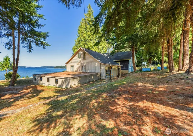 Photo 1 of Single family home for sale at 9170 Ne Utah St, Bremerton, WA 98311 | MLS# NWM2572892 | Listing updated on 2026-09-25