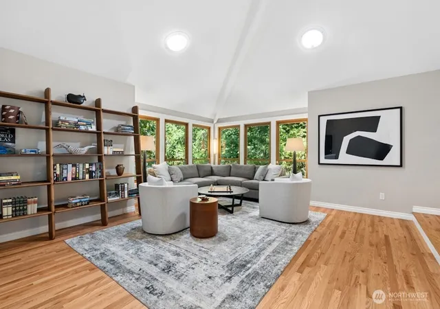 Photo 3 of Single family home for sale at 3726 219Th Ave Se, Sammamish, WA 98075 | MLS# NWM2572920 | Listing updated on 2026-10-02