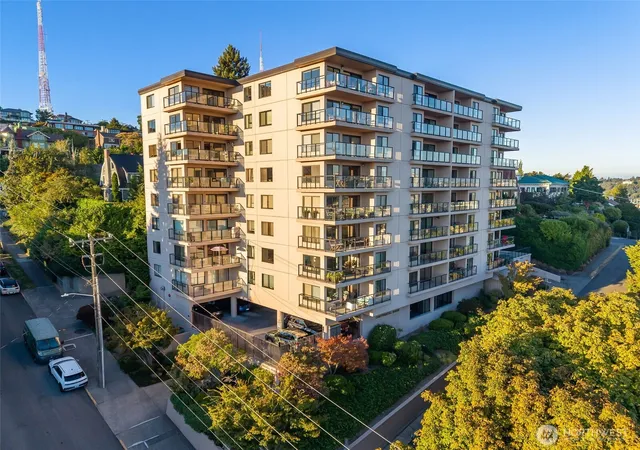 Photo 2 of Condo for sale at 100 Ward St #303, Seattle, WA 98109 | MLS# NWM2572960 | Listing updated on 2026-09-29