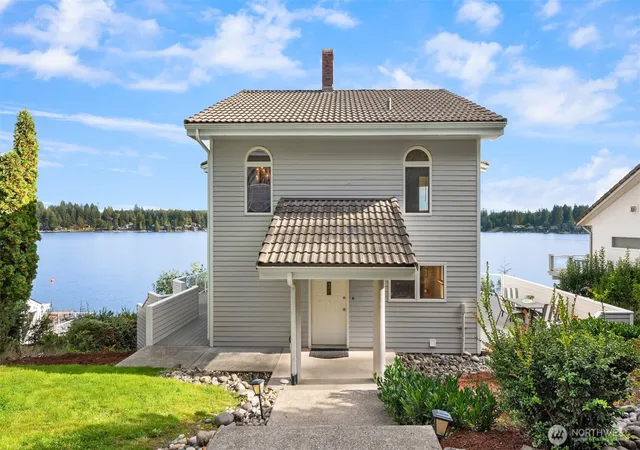 Photo 3 of Single family home for sale at 2210 E Mason Lake Dr W, Grapeview, WA 98546 | MLS# NWM2572966 | Listing updated on 2026-09-25