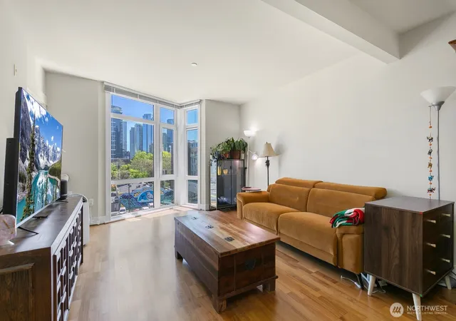 Photo 2 of Condo for sale at 699 John St #516, Seattle, WA 98109 | MLS# NWM2572971 | Listing updated on 2026-09-25