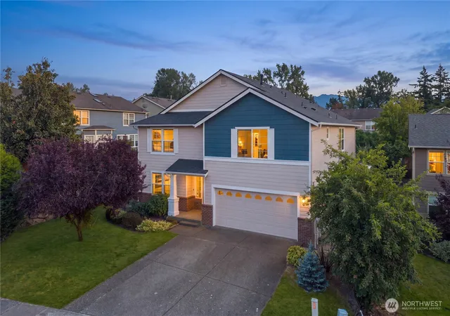 Photo 2 of Sale Pending at 2229 Se 2nd Ct, Renton, WA 98056 | MLS# NWM2572981 | Listing updated on 2026-09-25