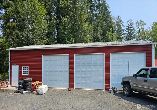 Photo 2 of Single family home for sale at 283 Middle Ford Rd, Chehalis, WA 98532 | MLS# NWM2572983 | Listing updated on 2026-09-25