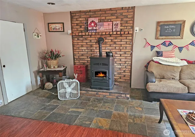 Photo 3 of Single family home for sale at 283 Middle Ford Rd, Chehalis, WA 98532 | MLS# NWM2572983 | Listing updated on 2026-09-25