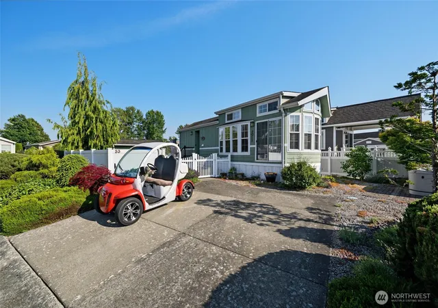 Photo 4 of Sale Pending at 4751 Birch Bay Lynden #53, Blaine, WA 98230 | MLS# NWM2572986 | Listing updated on 2026-09-25
