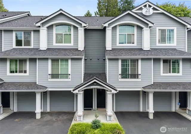 Photo 3 of Townhouse for sale at 16125 Juanita Woodinville Way Ne Ne #2103, Bothell, WA 98011 | MLS# NWM2573000 | Listing updated on 2026-09-25