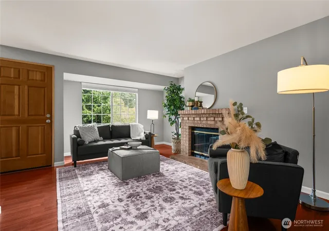 Photo 3 of Single family home for sale at 27408 Ne 30th Way, Redmond, WA 98053 | MLS# NWM2573008 | Listing updated on 2026-09-25