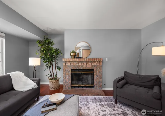 Photo 3 of Single family home for sale at 27408 NE 30th Way, Redmond, WA 98053 | MLS# NWM2573008 | Listing updated on 2026-09-25