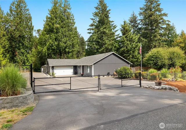 Photo 2 of Single family home for sale at 6424 75th Ave Ne, Olympia, WA 98516 | MLS# NWM2573019 | Listing updated on 2026-09-25